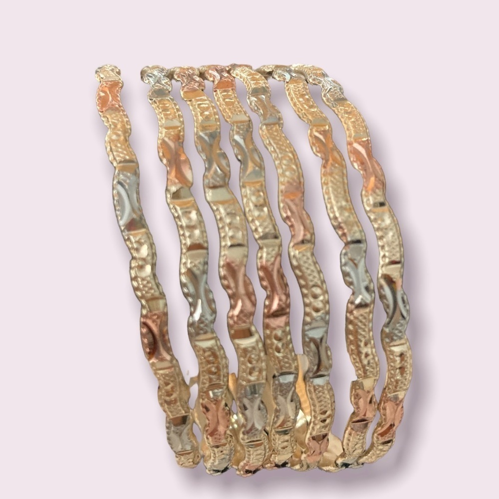 7 Days Textured Tri Color Bangle Feminine Tri Color Casual Jewelry Brand New - Picture 3 of 7